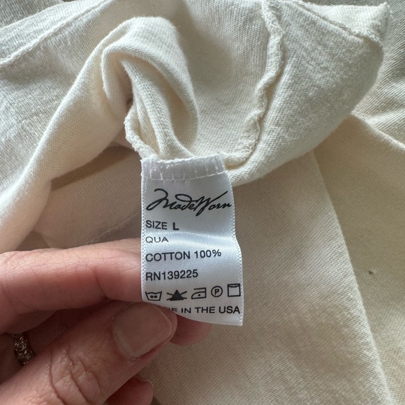 Stevie Nicks concert tee worn a few times and in excellent condition - Picture 4 of 4